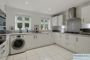 Kitchen- click for photo gallery